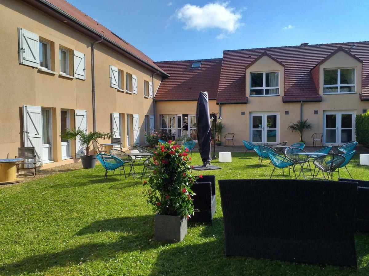 Hotel Nell Saint-Marcel  Exteriör bild